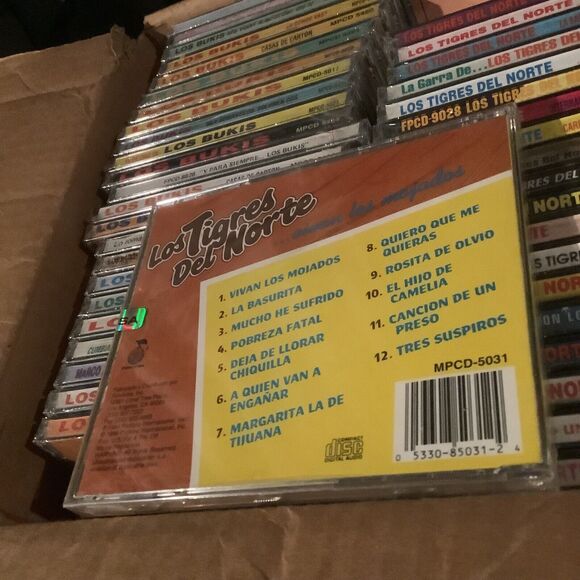 Los Tigres del Norte  CD. New Vivan Los Mojados. Very Rare - Picture 2 of 3